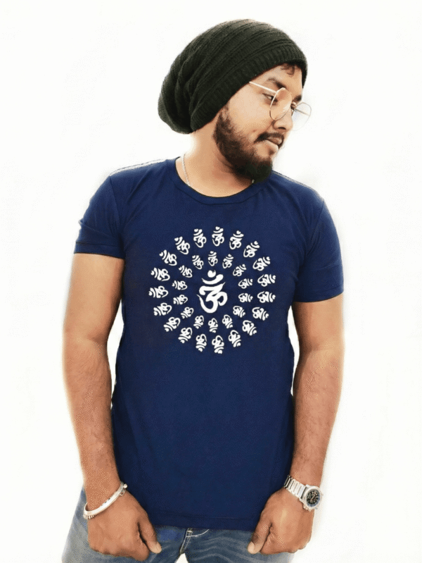 Om T-shirt